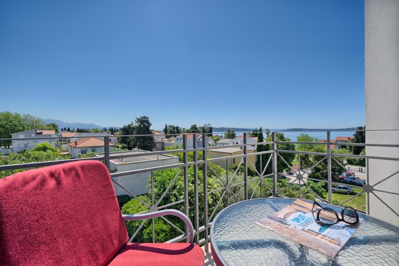 Hotel Aqua - Guest Rooms & Suites Kaštela מראה חיצוני תמונה