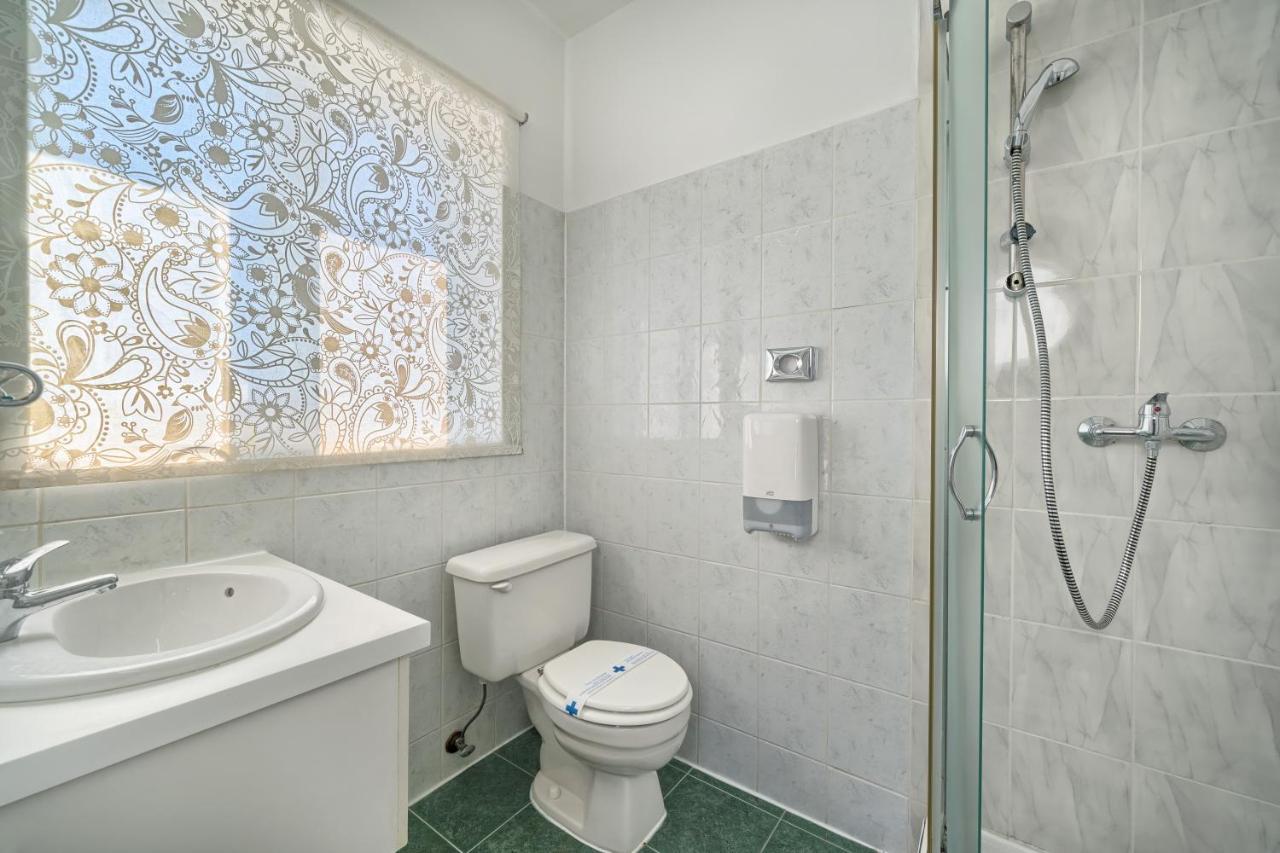 Hotel Aqua - Guest Rooms & Suites Kaštela מראה חיצוני תמונה